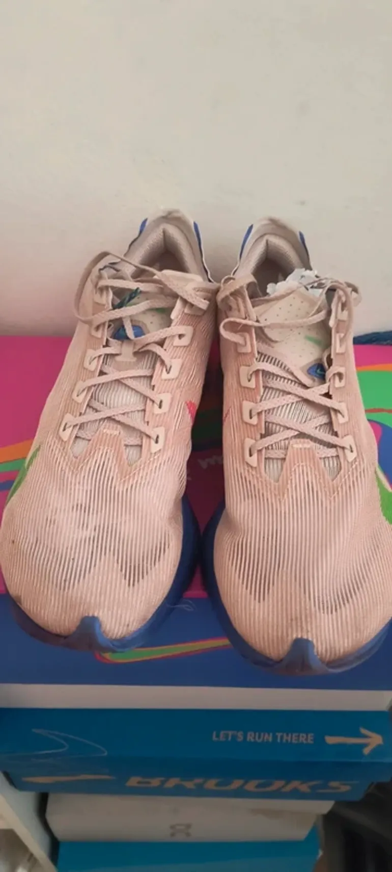 Used Scarpa Vaporfly 4 bike — image 3 of 10