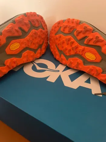 Tweedehands Hoka Speedgoat 6 bike — afbeelding 2 van 6