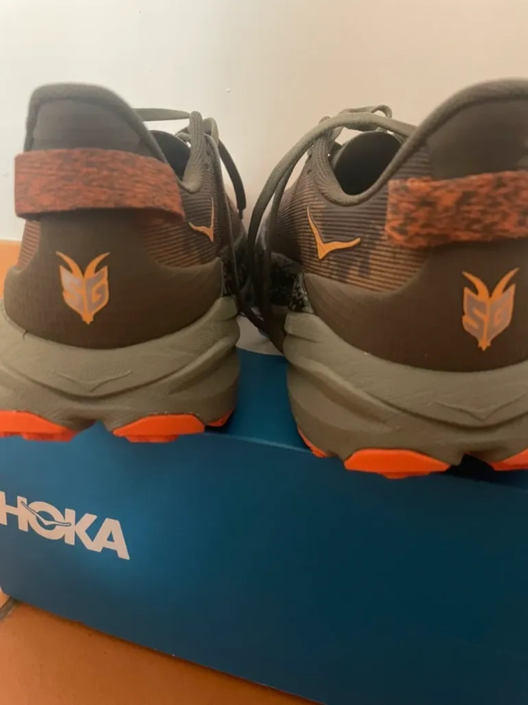 Tweedehands Hoka Speedgoat 6 bike — afbeelding 4 van 6