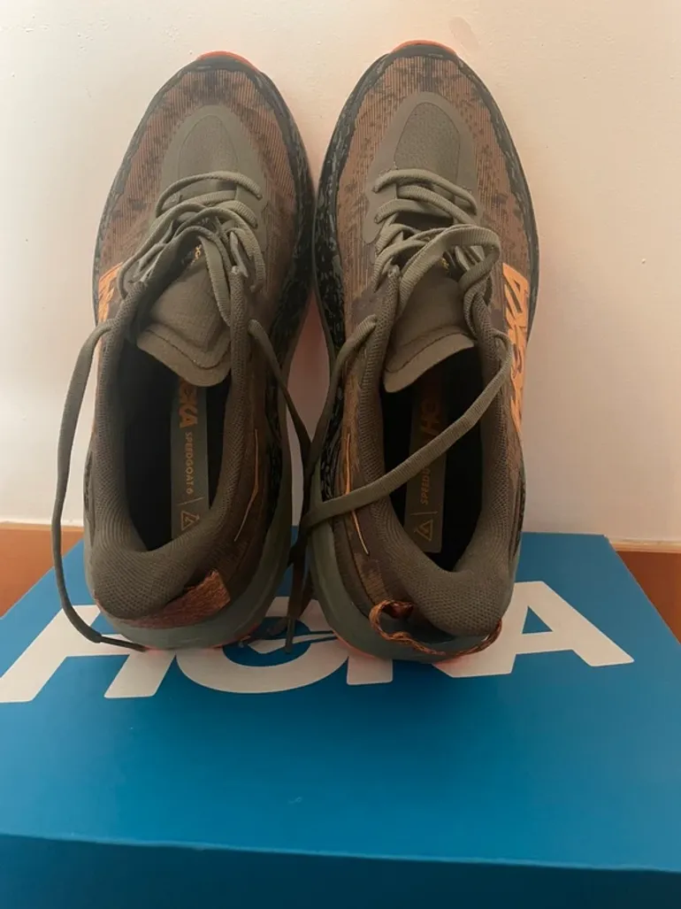 Tweedehands Hoka Speedgoat 6 bike — afbeelding 3 van 6