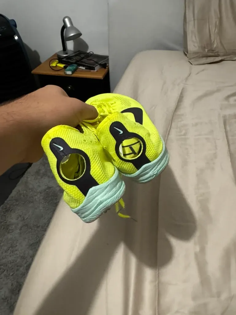 Używany Nike ZoomX Dragonfly bike — zdjęcie 2 z 12