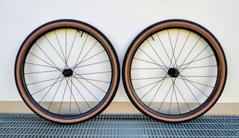 Použité Bontrager Gravel Wheels 2026 Wheels