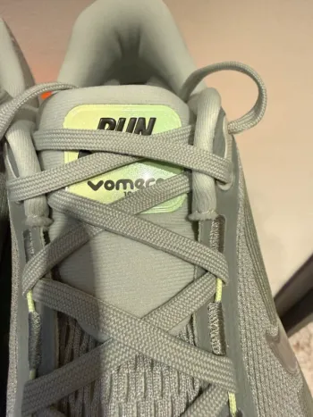 Nike Vomero 18 bike d'occasion — image 3 sur 22