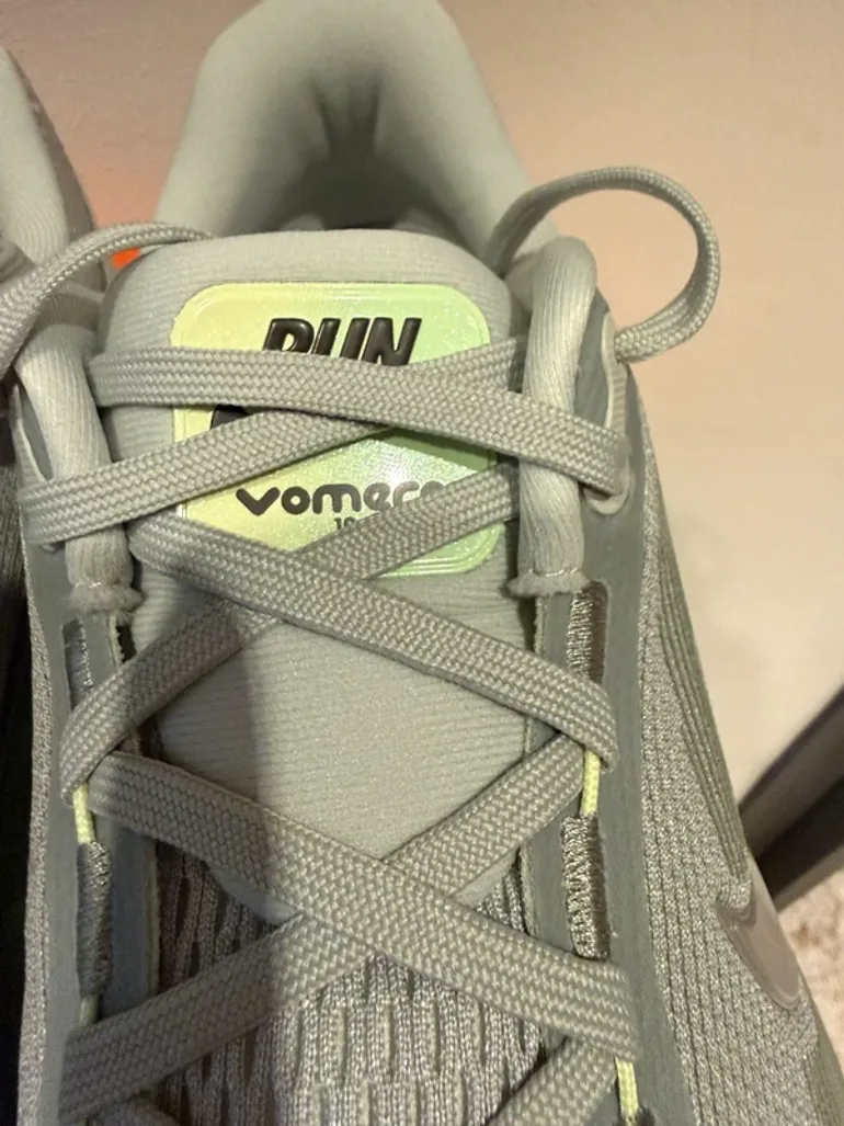 Nike Vomero 18 bike d'occasion — image 3 sur 22