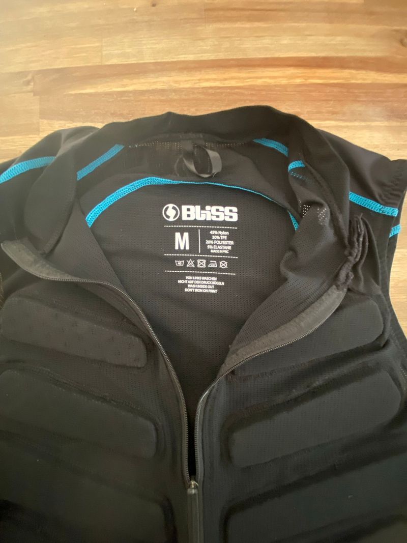 Tweedehands BLISS Back Protector 2022 Cycling Clothing