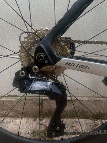 Used Shimano 105 Di2 Groupset 2025 Groupset