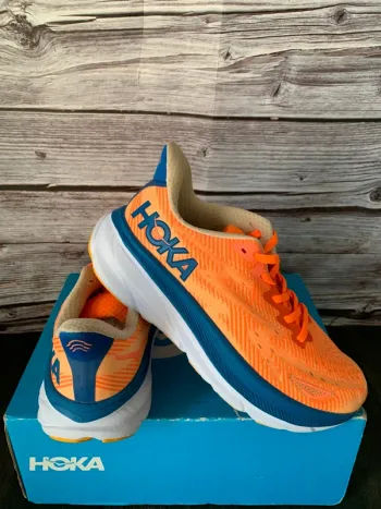 Used Hoka Shoes size 43 bike — image 16 of 16