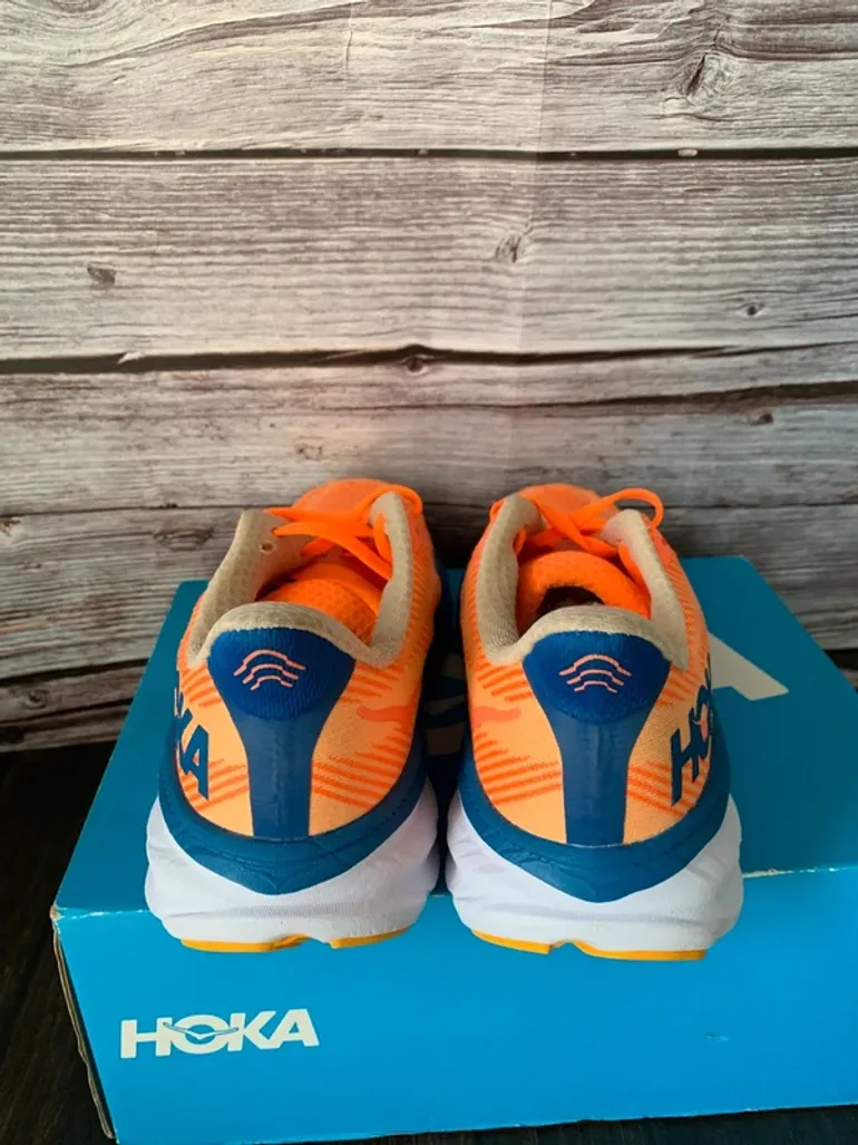 Used Hoka Shoes size 43 bike — image 9 of 16