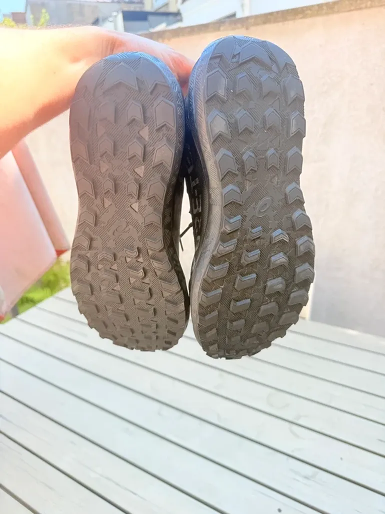Used Decathlon Goretex Gel-Sonoma 8 bike — image 10 of 10