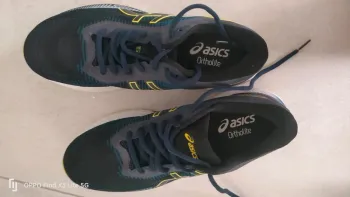Gebrauchtes Asics Unisex Laufschuhe Größe 40 Running Shoes