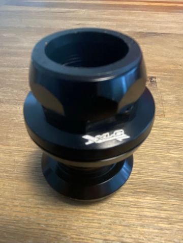 Used Xlc 1 pouce Headset bike — image 3 of 3