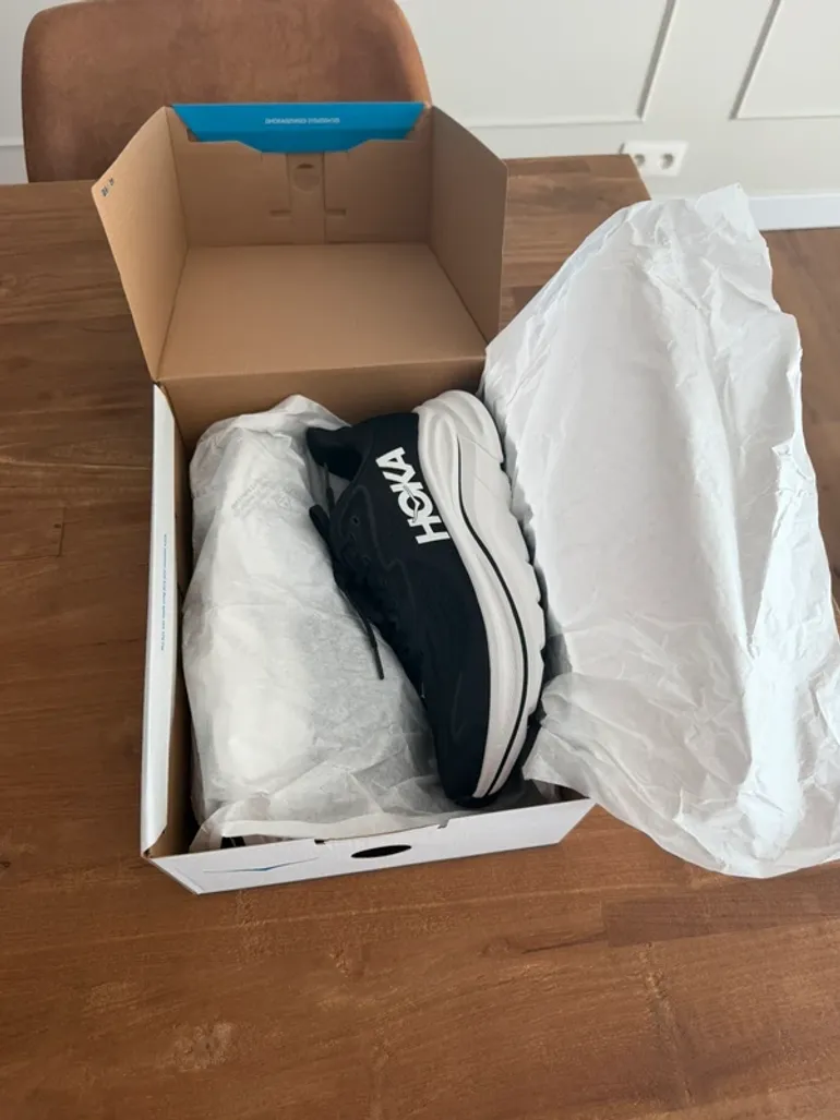 Hoka Clifton 10 bike usato — immagine 9 di 9