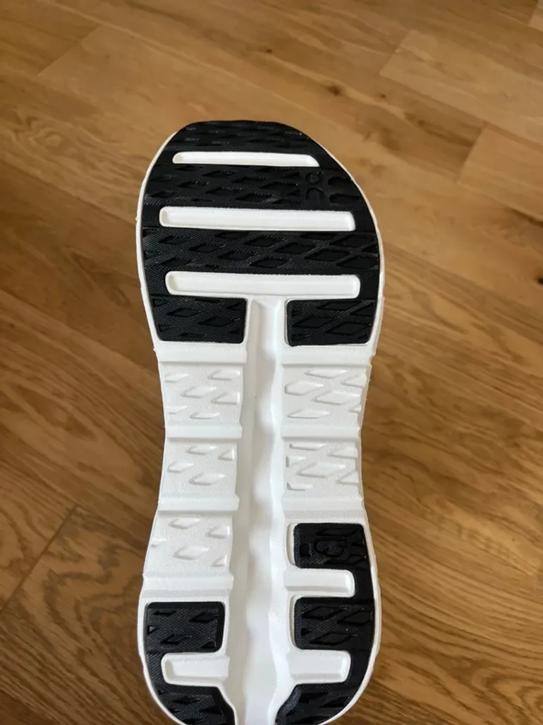 Used On Running Cloud bike — image 4 of 6