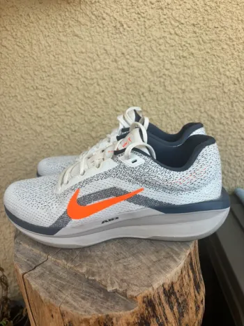 Gebrauchtes Nike Winflo 11 Running Shoes