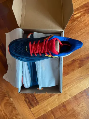 Hoka Clifton 9 bike d'occasion — image 3 sur 7