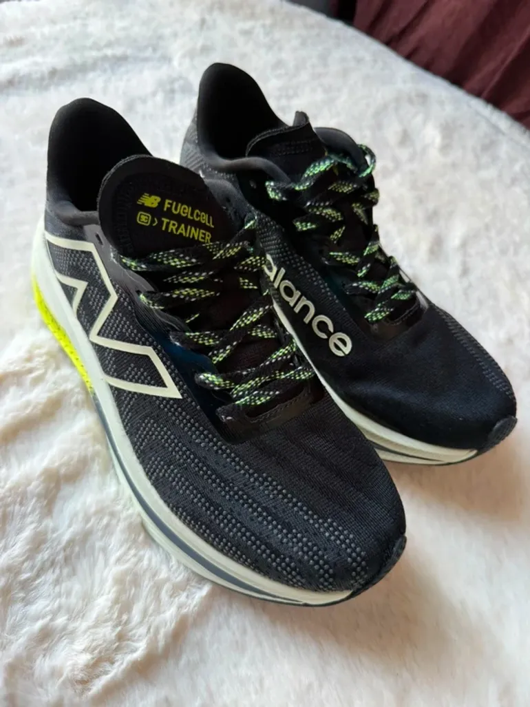 New Balance FuelCell bike d'occasion — image 9 sur 9