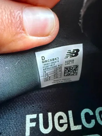 New Balance FuelCell bike d'occasion — image 6 sur 9