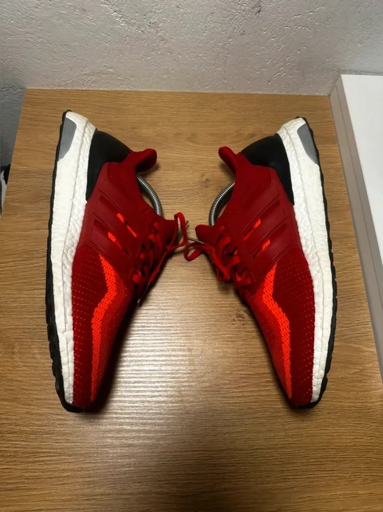 Adidas Ultraboost 2.0 2016 bike usato — immagine 3 di 8