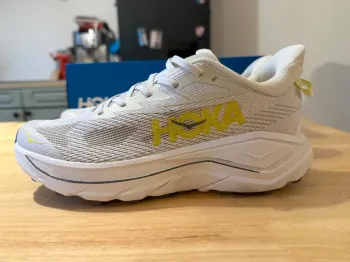 Tweedehands Hoka Challenger 8 Running Shoes