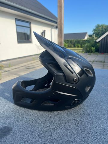 Brugt MET Parachute MCR MIPS Helmet 2025 Cycling Accessories