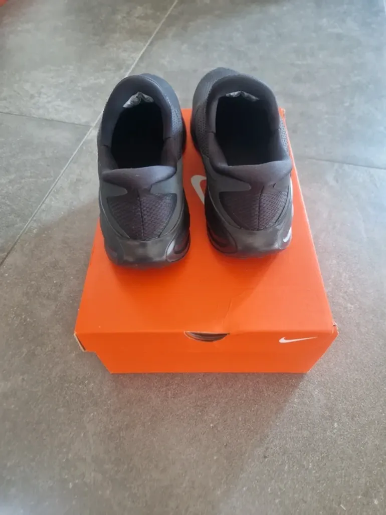 Použité Nike Revolution 8 Easyon bike — obrázek 4 z 10
