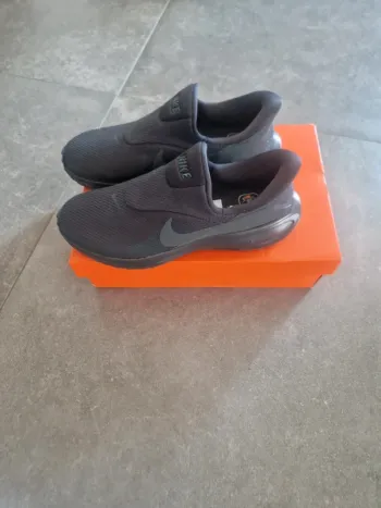 Použité Nike Revolution 8 Easyon bike — obrázek 3 z 10