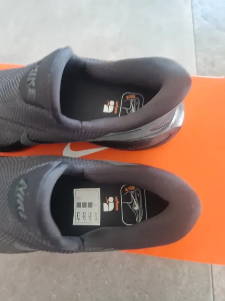Použité Nike Revolution 8 Easyon bike — obrázek 5 z 10