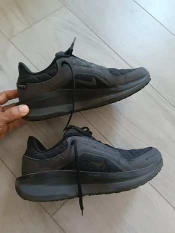 Gebrauchtes Nike Winflo 11 GTX Running Shoes