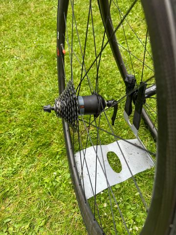 Used Zipp 202 Firecrest 2018 bike — image 1 of 3
