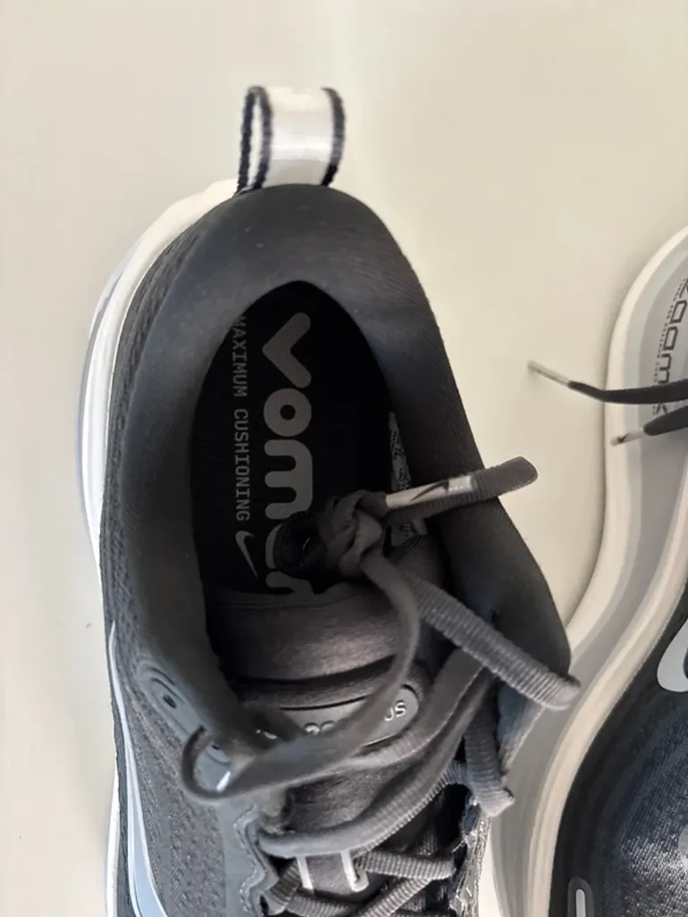 Used Nike Vomero bike — image 5 of 9
