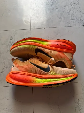 Gebrauchtes Nike Vomero 18 Running Shoes