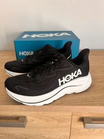Used Hoka Clifton 10 Running Shoes