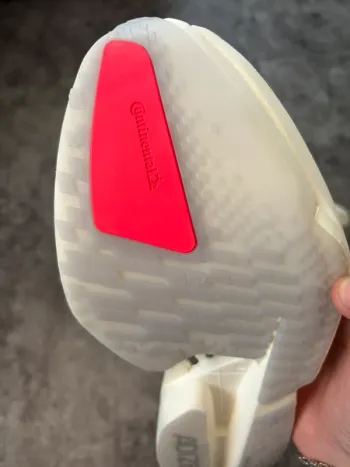 Used Premium Adizero Adios Pro 4 bike — image 7 of 9