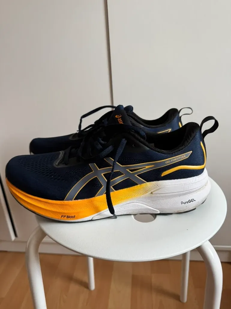 Tweedehands Asics Gel Fortitude bike — afbeelding 4 van 10