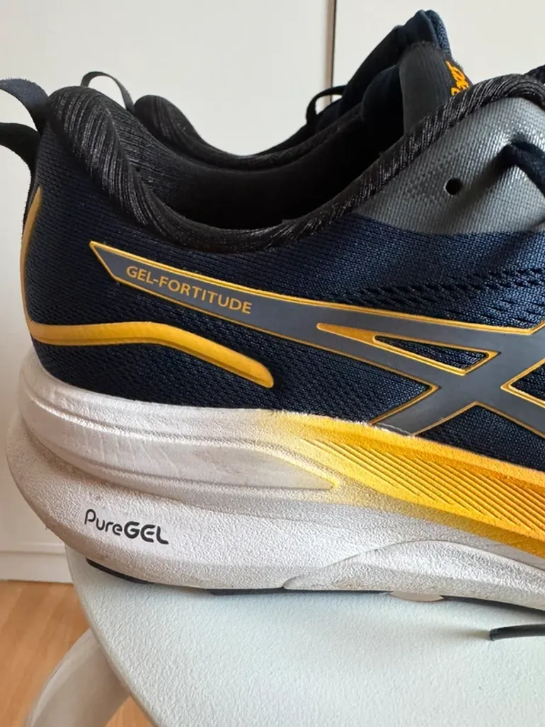 Tweedehands Asics Gel Fortitude bike — afbeelding 2 van 10