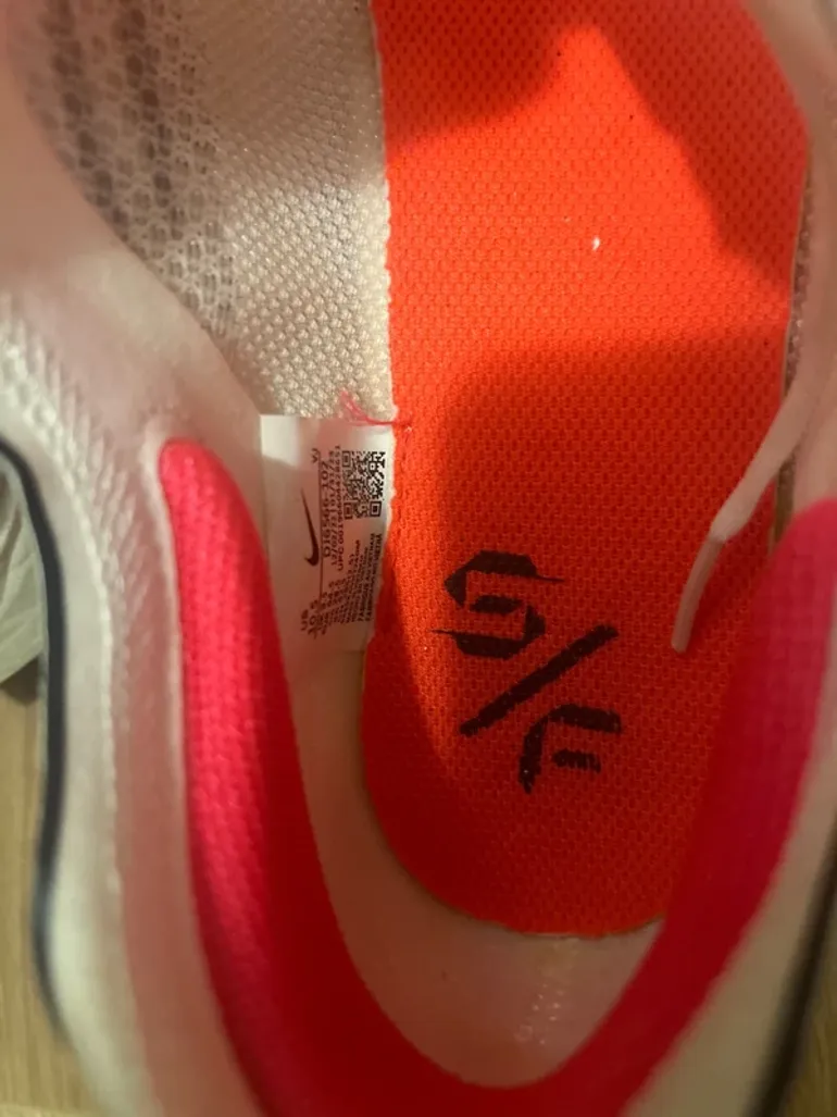 Used Nike Zoomx Streakfly bike — image 7 of 7