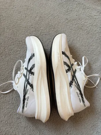 Used Asics Magic Speed 4 bike — image 4 of 7