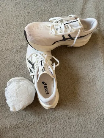 Used Asics Magic Speed 4 bike — image 6 of 7