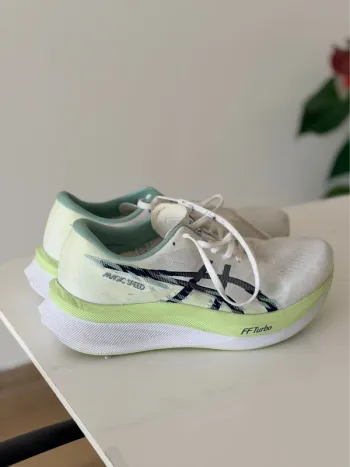 Tweedehands Asics FF Turbo bike — afbeelding 2 van 6
