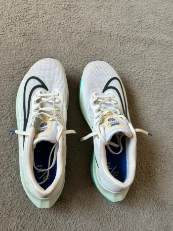 Used Nike Zoom Fly 5 bike — image 4 of 7