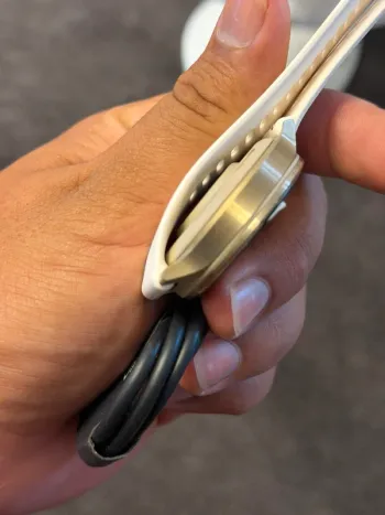 Used Garmin Venu 4 bike — image 6 of 7