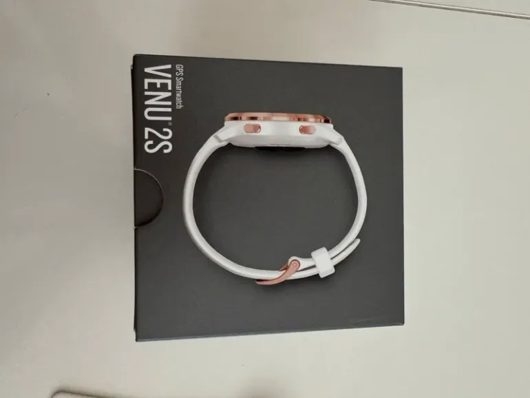 Used Garmin Venu 2S bike — image 6 of 7
