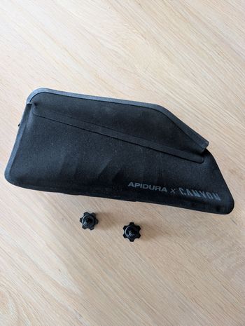 Used Apidura x Canyon Bolt-On Top Tube Pack Cycling Accessories