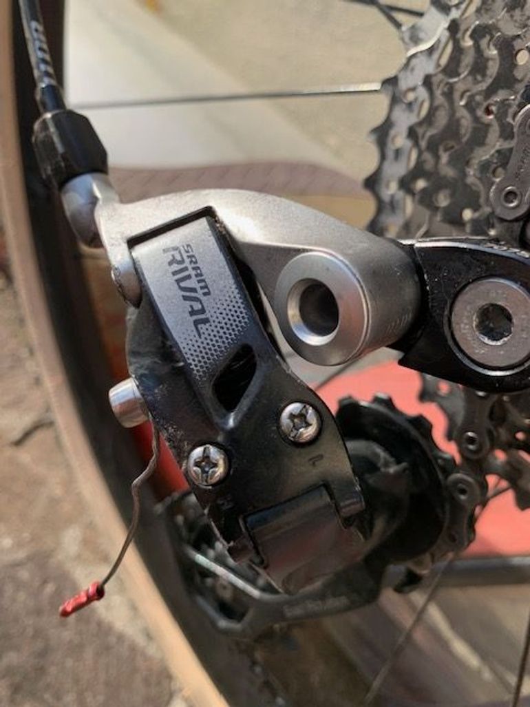 Tweedehands Sram Force 22 / Rival 22 2x11V Groupset bike — afbeelding 10 van 11