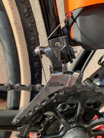 Tweedehands Sram Force 22 / Rival 22 2x11V Groupset bike — afbeelding 11 van 11