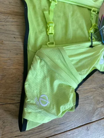 Used The North Face Flight Race Vest bike — image 5 of 6