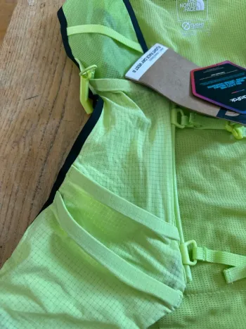 Used The North Face Flight Race Vest bike — image 6 of 6