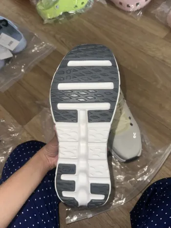 Used On Running Shoes bike — image 5 of 6