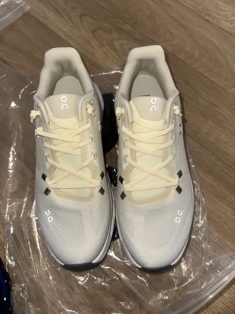 Used On Running Shoes bike — image 2 of 6