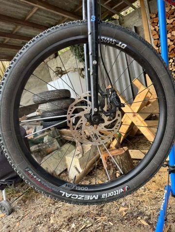 Brugt Dt Swiss H1900 spline bike — billede 1 af 5